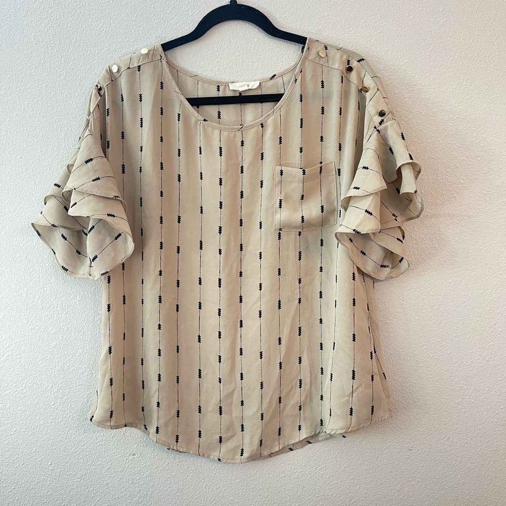 ‼️ SALE ‼️ Beige Ruffle Sleeve Top